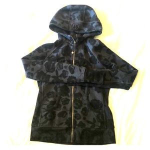 *RARE* Lululemon rose print zip-up!